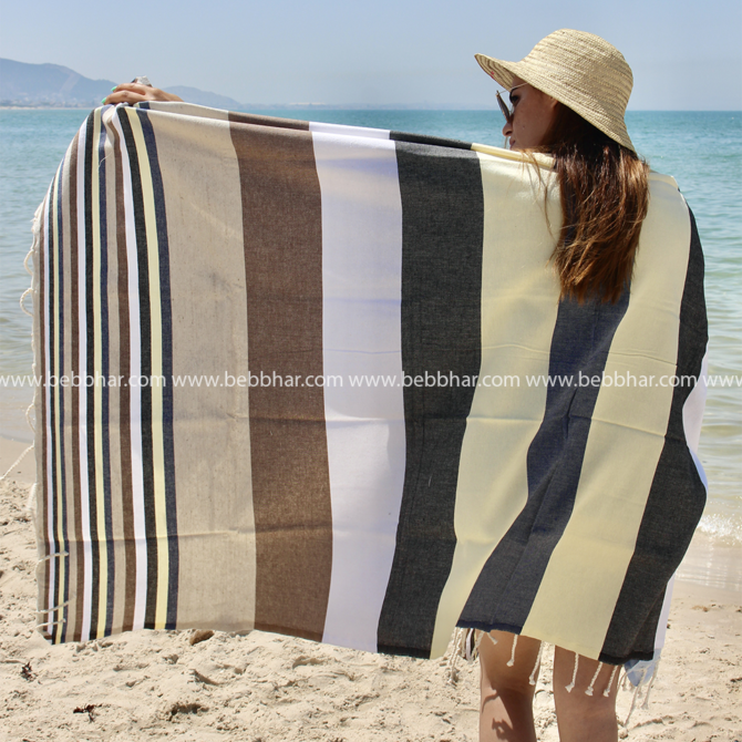 Fouta tunisienne multicolore 100% coton, de dimensions: 2m/1m avec des franges nouées à la main 