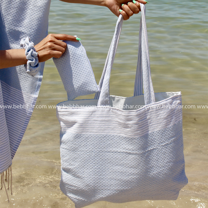 Lot de plage en fouta tunisienne 100% coton composé d'un très grand sac, une robe poncho de taille standard, une trousse pour le téléphone, un porte monnaie et un chouchou pour les cheveux